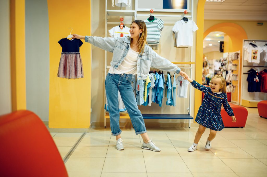 5 ideias para turbinar as vendas da sua loja de roupas no dia das crianças!